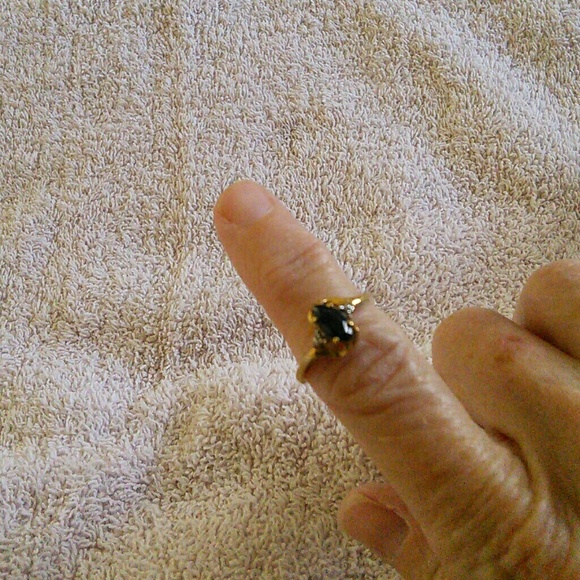 10 karat gold ring