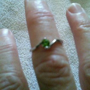 White gold emerald ring
