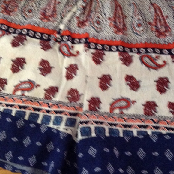 Orange Creek Paisley Print Crinkled Shorts!! - Picture 3 of 3