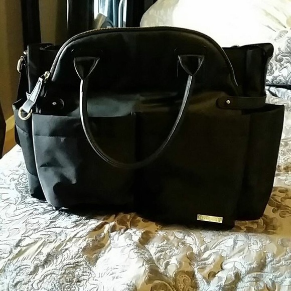 Skip hop Chelsea diaper bag