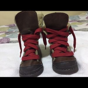 Baby Gap boots for toddler