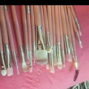 Pink makeup brushes