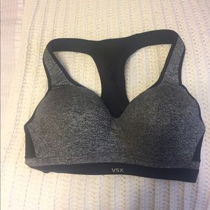 VICTORIA's SECRET SPORTS BRA NEW