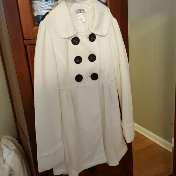 Ivory quilted peacoat /shirt
