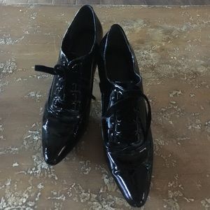 Patent Leather shooties