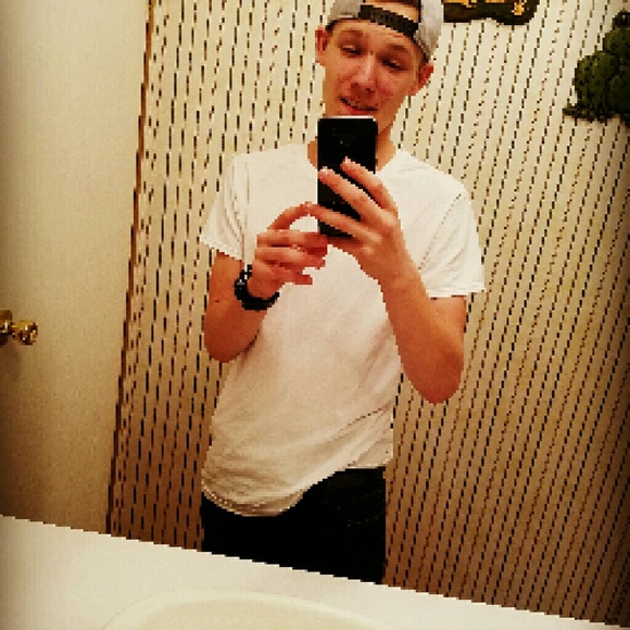 Meet your Posher, Bryndan - Picture 1 of 1