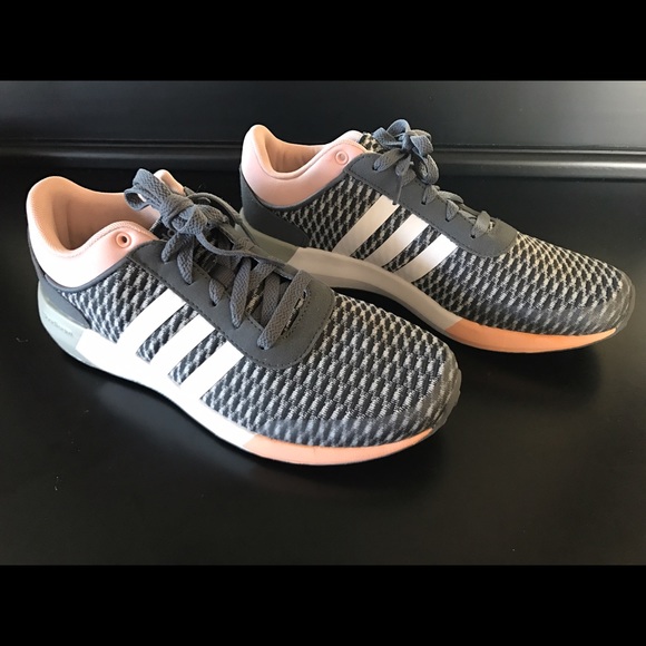 Brand New Adidas Neo size 8