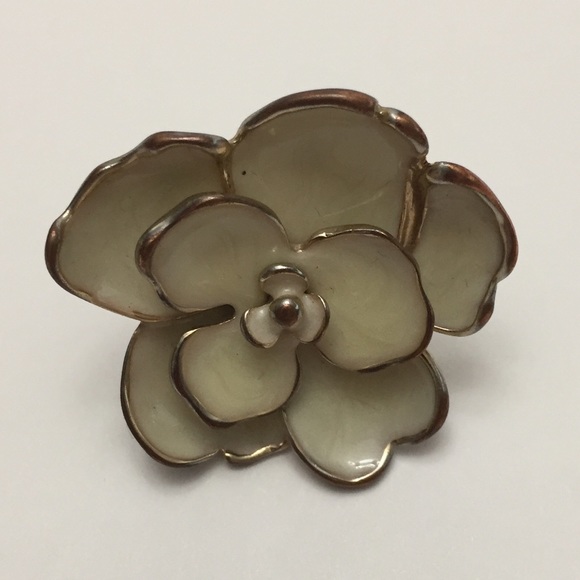 Vintage Metal & Enamel Flower Ring