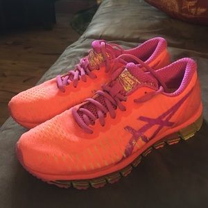 Asics athlete Shoes