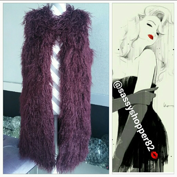 Faux Fur Vest - Picture 2 of 4