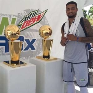 Meet your Posher, Cornelius