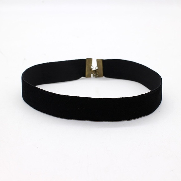 Black Velvet Choker