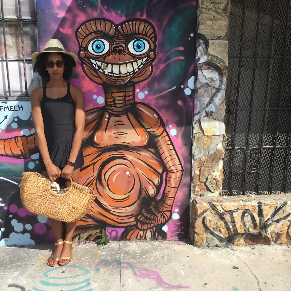 Hello Poshers! - Picture 3 of 8