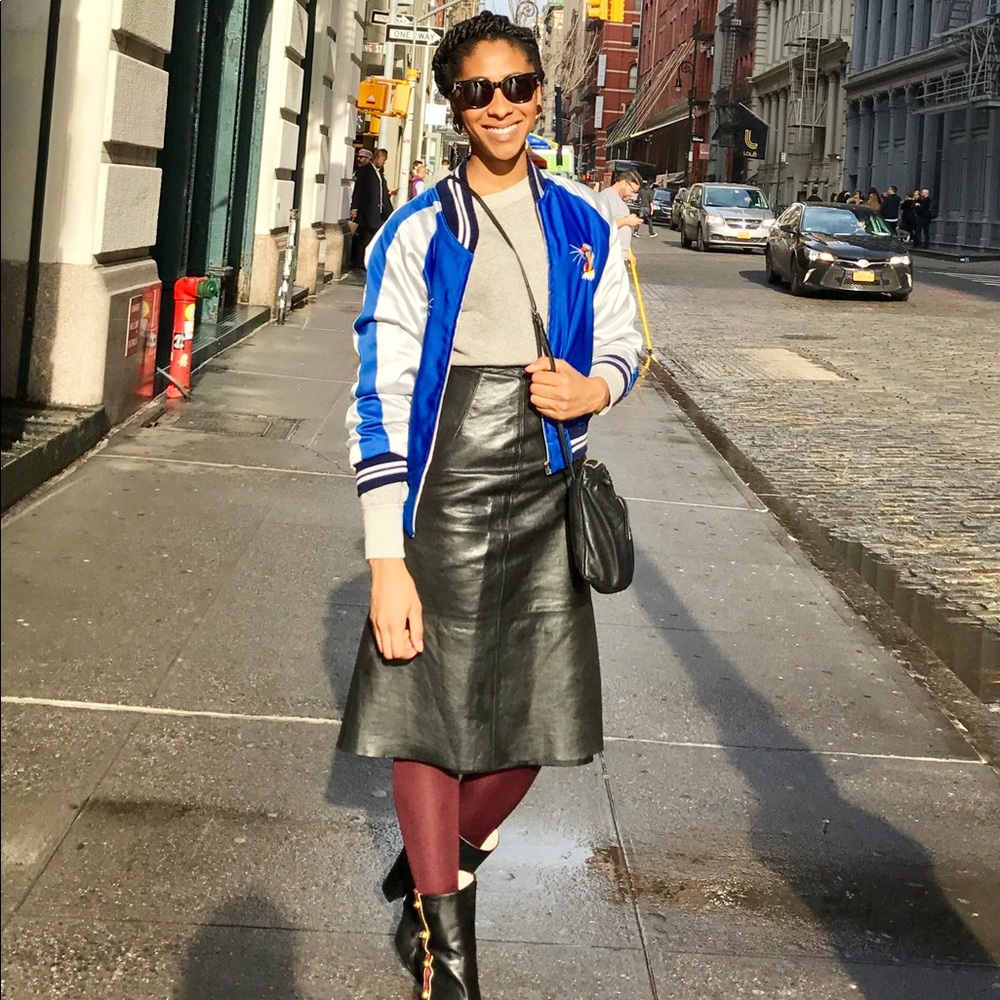 Hello Poshers! - Picture 5 of 8