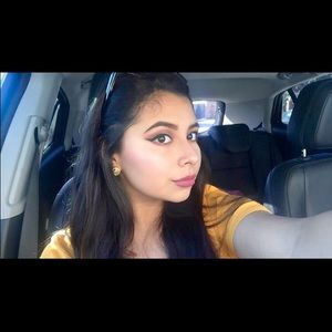 Meet your Posher, Jessica