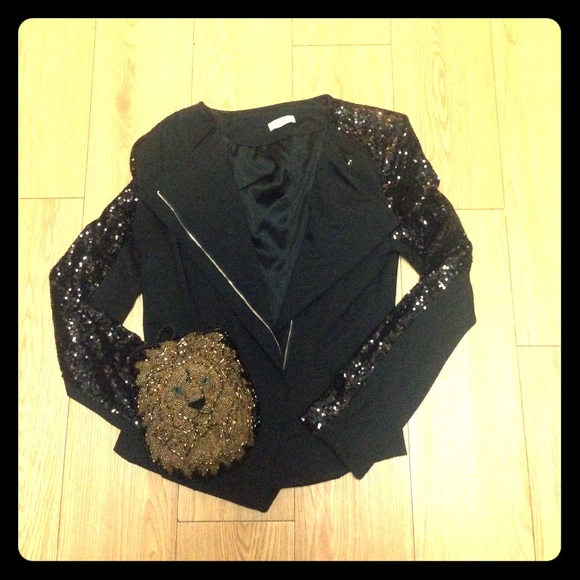 Tobi half sequence black blazer SZ S