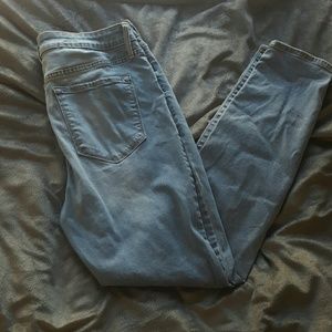 Old Navy Rock Star Ripped Jeggings Size 12