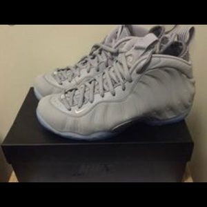 Nike suede grey foamposite one