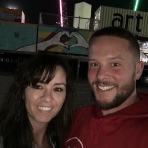 Meet your Posher, Loni