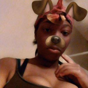 Meet your Posher, Maya