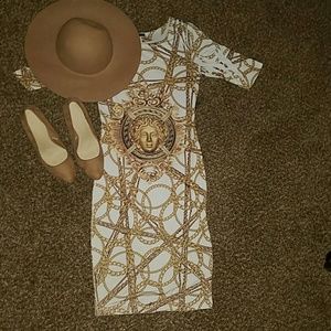 Very nice dress worn only once