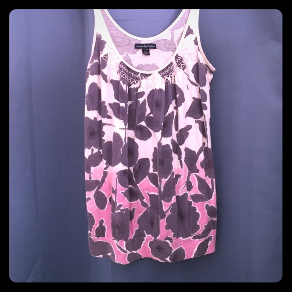 American Eagle flower Top! - Picture 1 of 2