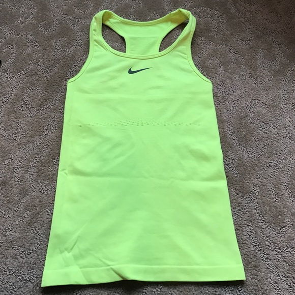 Nike tank. Xs