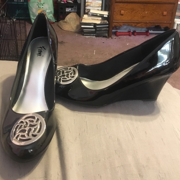 Fioni Payless Wedges