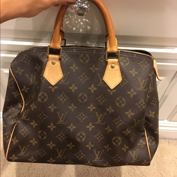 Louis Vuitton speedy 30