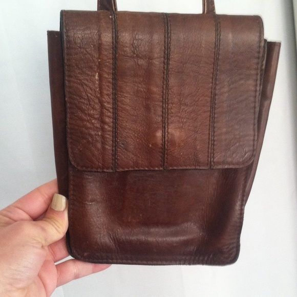 Vintage cross body brown leather purse