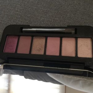 Buxom dollys wild side eyeshadow palette