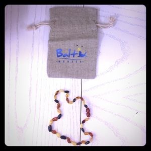 AMBER TEETHING NECKLACE - Never used