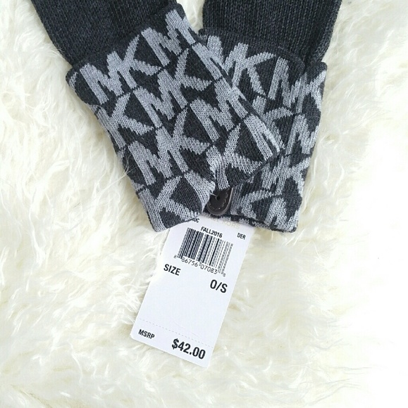 Only 1 pair left Michael Kors Gloves NWT - Picture 2 of 2