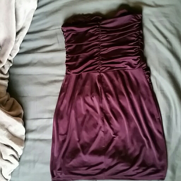 Dress - Picture 2 of 3
