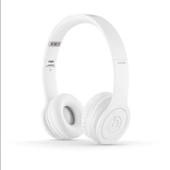 Beats Solo White - Picture 1 of 1