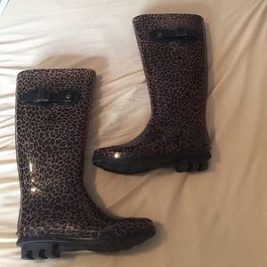 Charlotte Russe rain boots