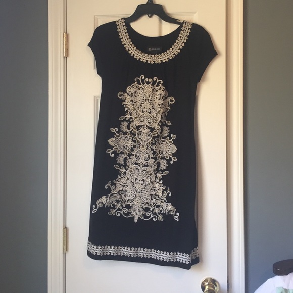 Gorgeous INC-petite embroidered black dress size S