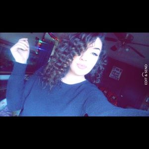 Meet your Posher, Hannah