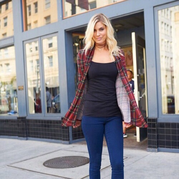 Plus Size Plaid Cardigan ❗️LAST 1❗️ - Picture 2 of 4