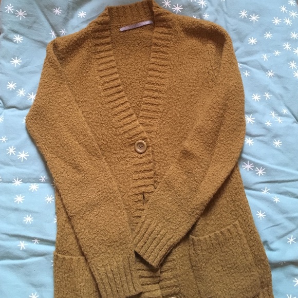 Long mustard cardigan! Last chance  ♻️ tomorrow