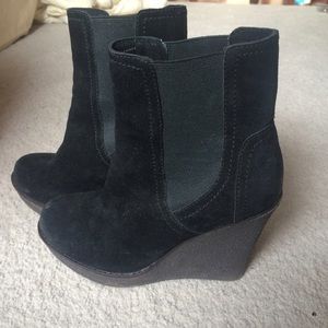 Splendid suede wedge booties