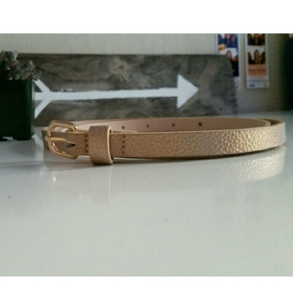 HM SKINNY LEATHER TAN BELT