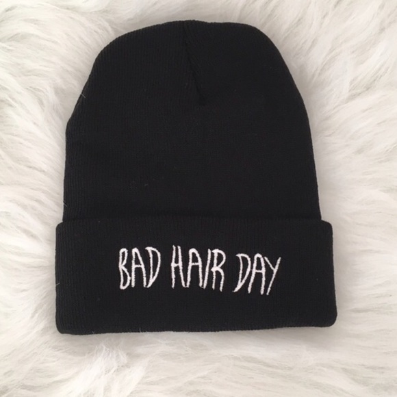 💞💖NEW IN💞💖NEW"BAD HAIR DAY"beanie for unisex🎄 - Picture 2 of 3
