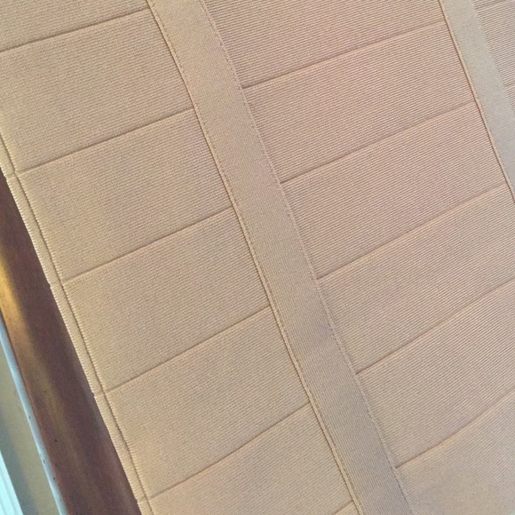 Pencil skirt - Picture 3 of 3