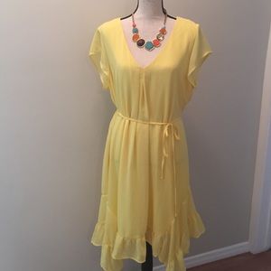 Perfect little yellow dress