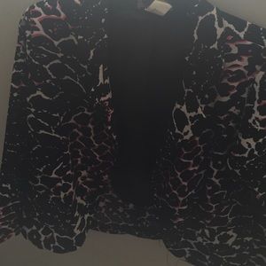Black& pink shirt jacket