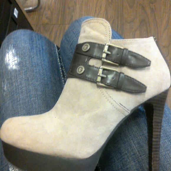 Guess Ankle Boot