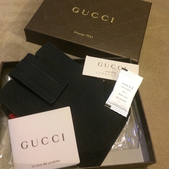 Gucci - Picture 4 of 4