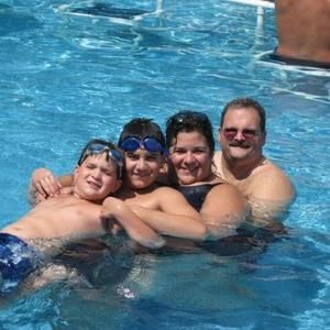 Meet your Posher, Toni