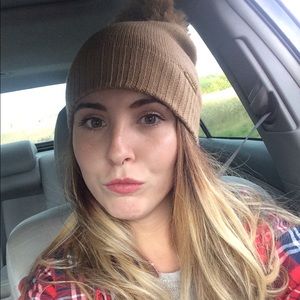 Meet your Posher, Brittini